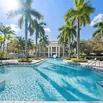 Doral Pool 310 By Waveproperties